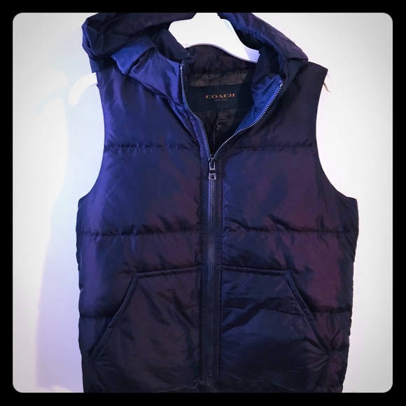 Coach Vest - Picture 1 of 7